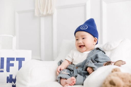 中国香港八个月宝宝能吃榴莲吗